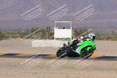 media/Dec-09-2023-SoCal Trackdays (Sat) [[76a8ac2686]]/Turn 4 Set 2 (1130am)/